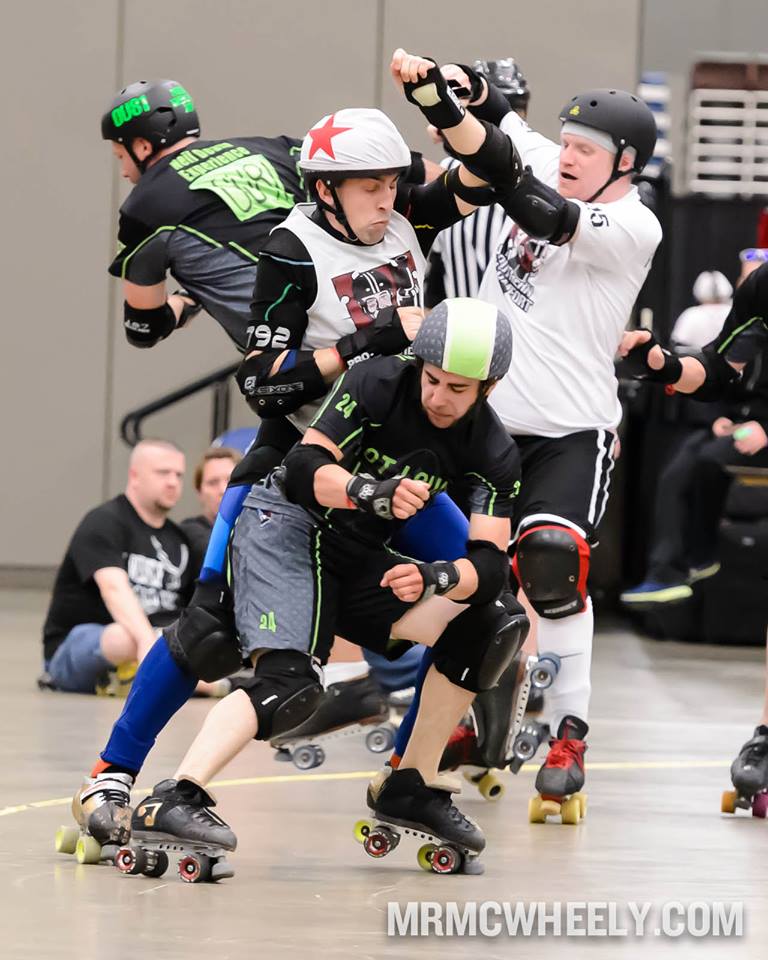 Gnat King Kill getting it done at Spring Roll against Southern Discomfort.