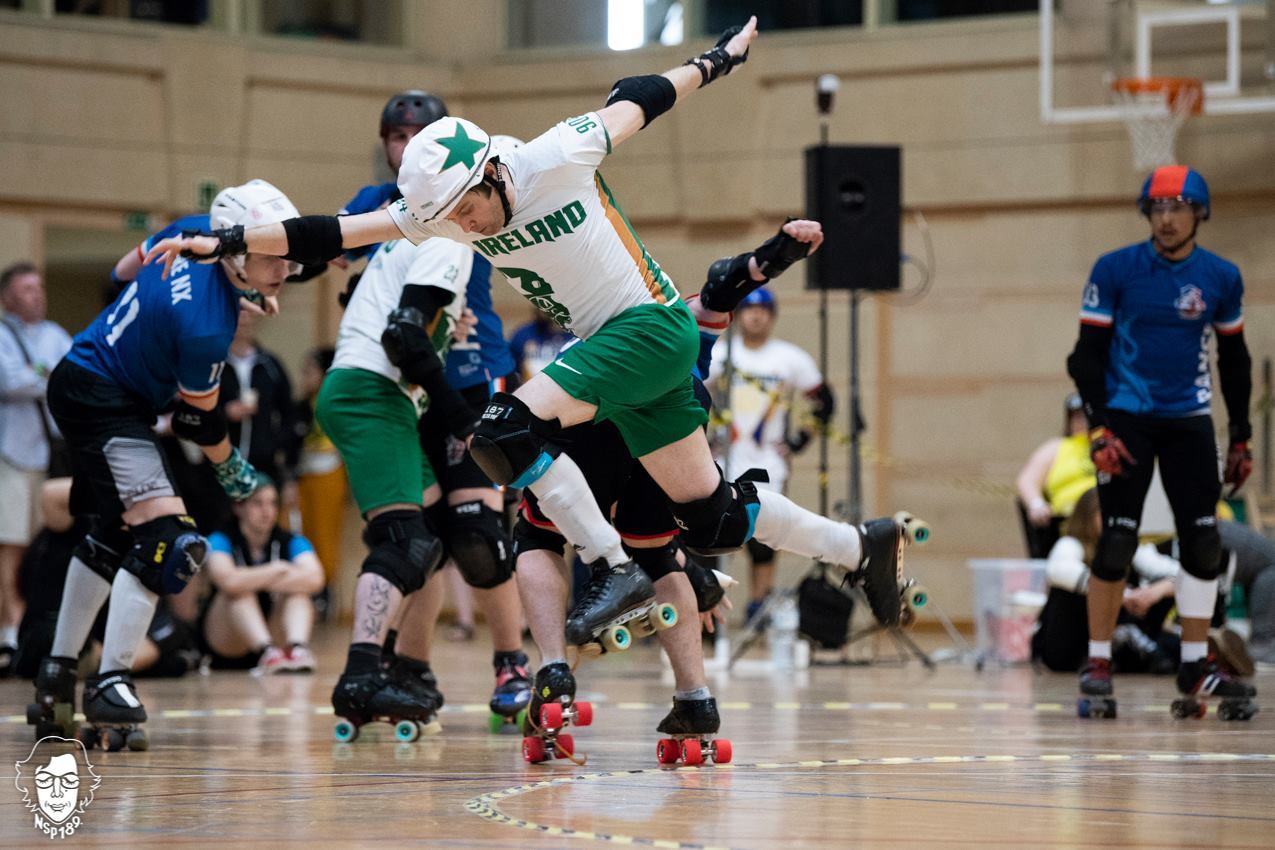 ireland jammer apex roller derby